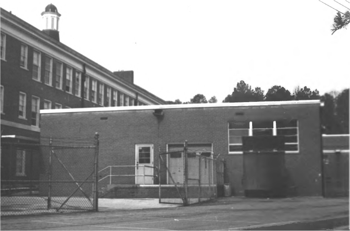 1979 black-and-white view of the rear additions to Brainerd Junior High